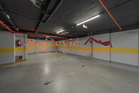 Sale, one bedroom apartment, 40m², Stari Grad, Beograd - image 20