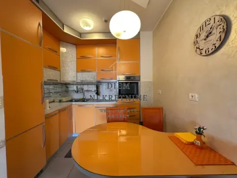 Rent, two bedroom apartment, 68m², City Kvart, Podgorica - image 18