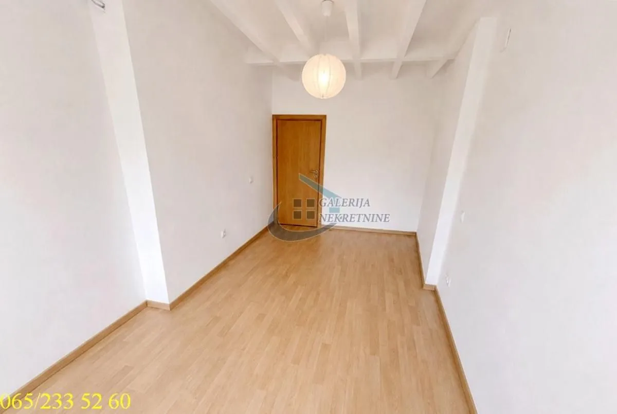 Prodaja, dvosoban stan, 68m², Stari Grad, Beograd