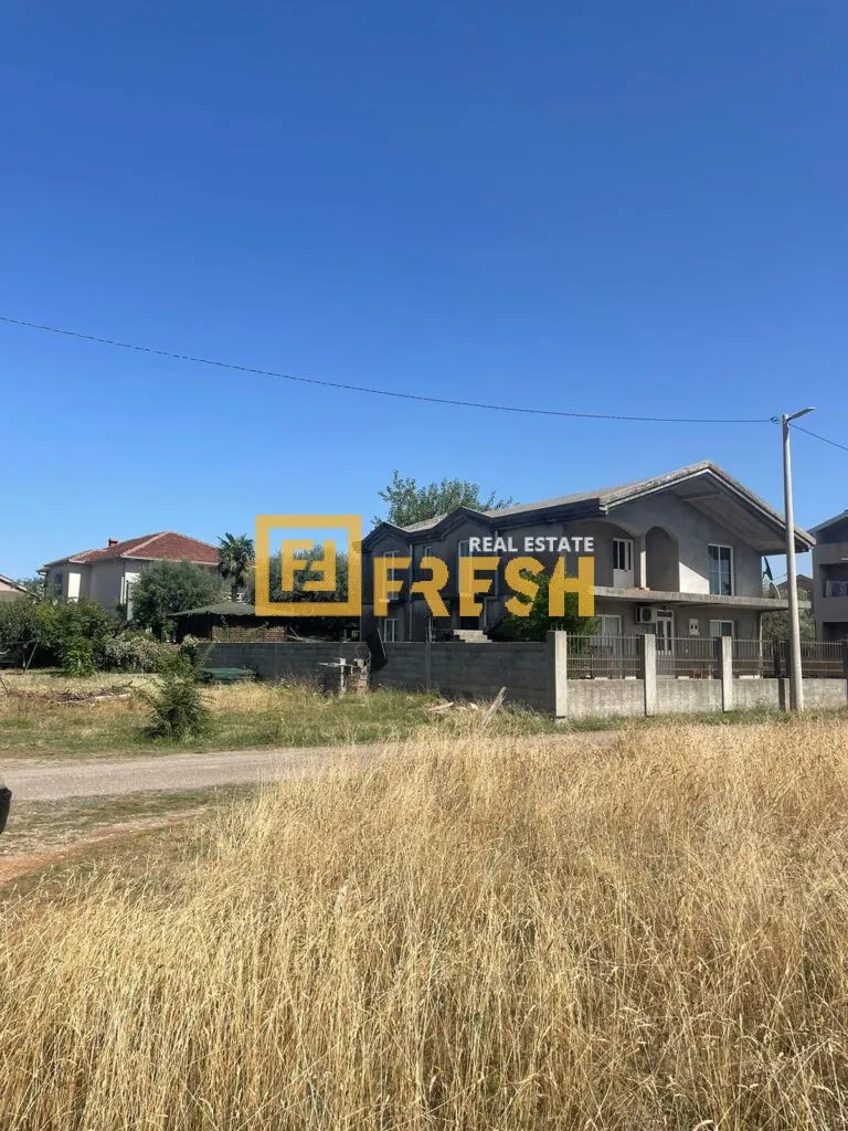 Izdavanje, kuća, 250m², Gornja Gorica, Podgorica