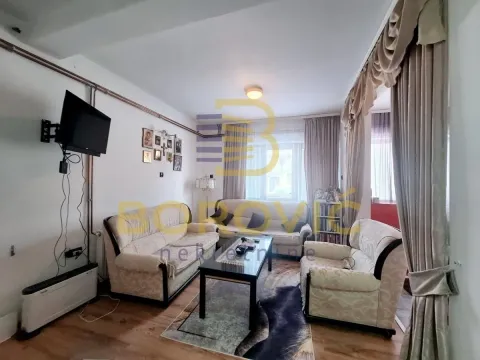 Prodaja, kuća, 250m², Misa, Pančevo - image 11