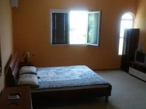 Prodaja, kuća, 194m², Sutomore, Bar - image 18