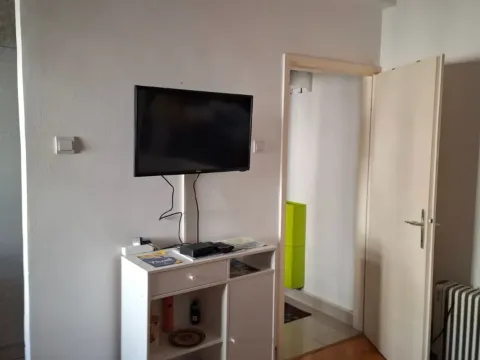 Prodaja, stan, 34m², Centar, Tivat - image 4
