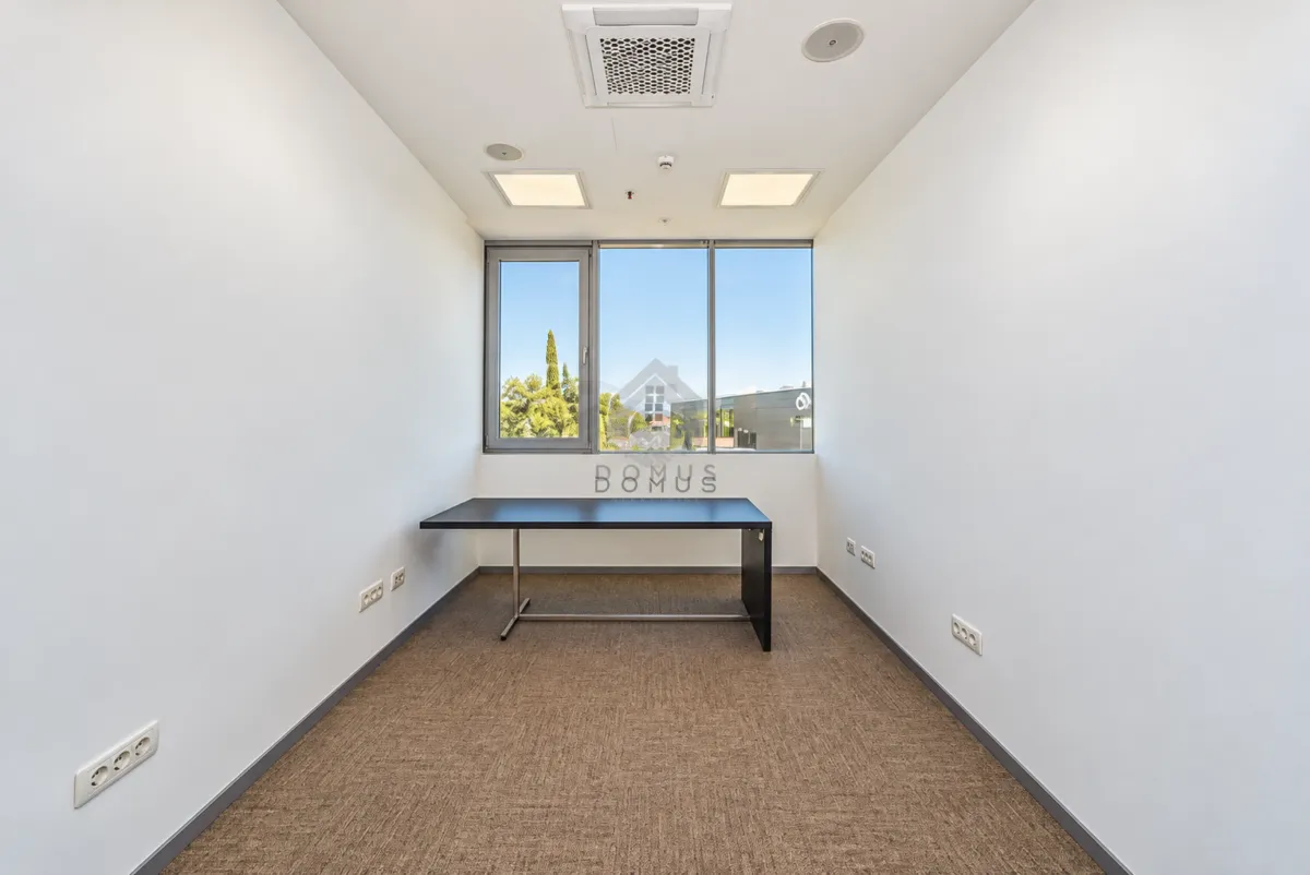 Rent, office space, 100m², Donja Gorica, Podgorica