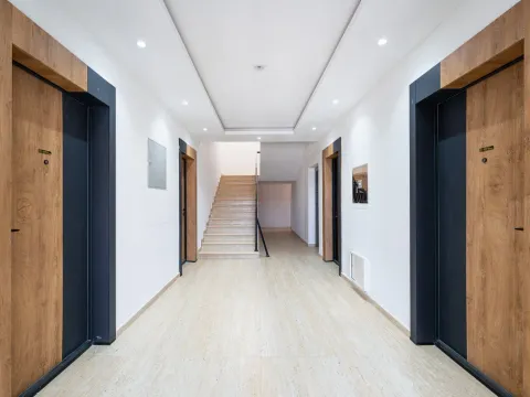 Prodaja, trosoban stan, 116m², Gorica C, Podgorica - image 10