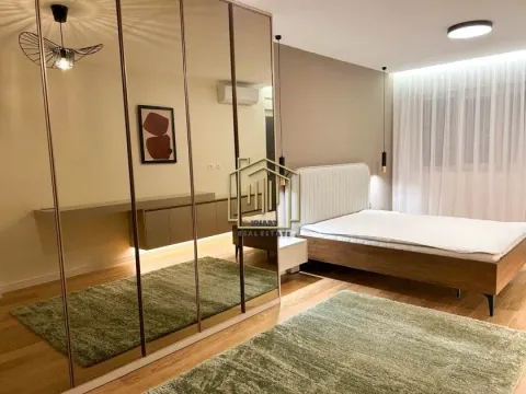 Izdavanje, dvosoban stan, 108m², Central Point, Podgorica - image 5