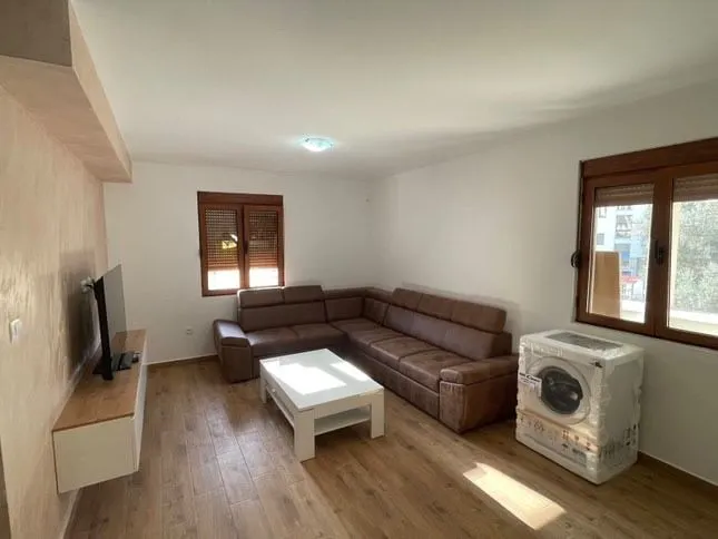 Rent, one bedroom apartment, 55m², Podkošljun, Budva