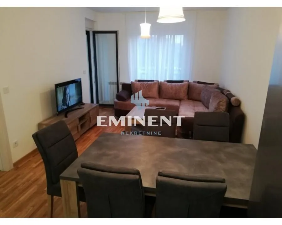 Izdavanje, dvosoban stan, 49m², Hala Pionir, Palilula Sve Podlokacije