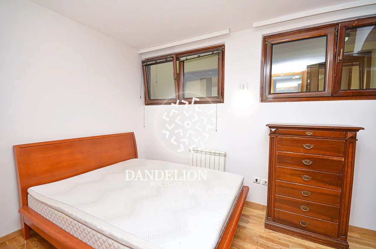 Rent, three bedroom apartment, 110m², Gorica C, Podgorica