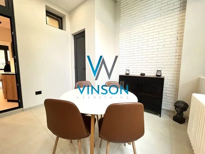 Prodaja, trosoban stan, 100m², Centar, Novi Sad