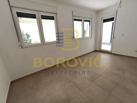 Prodaja, dvosoban stan, 104m², Dušanovac, Voždovac Sve Podlokacije - image 2