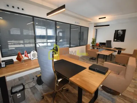 Rent, office space, 350m², Zeta, Podgorica - image 11