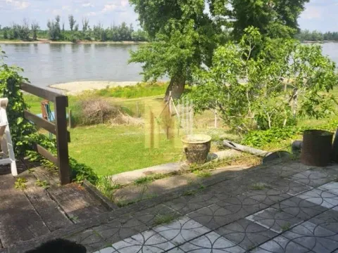 Prodaja, kuća, 77m², Čerević, Beočin - image 13