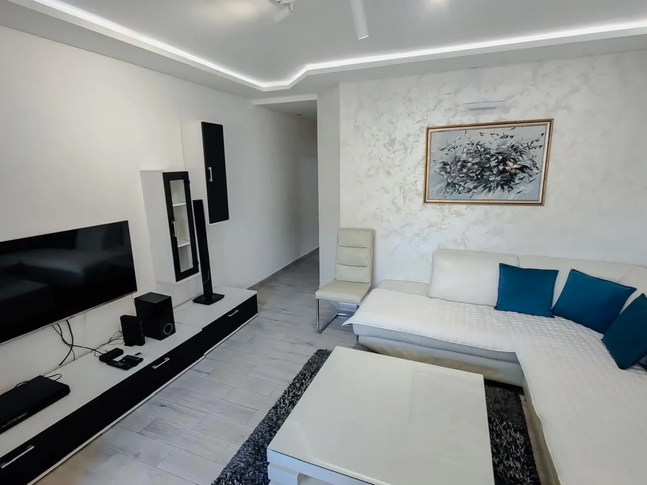 Sale, one bedroom apartment, 47m², Sveta Vrača, Kotor