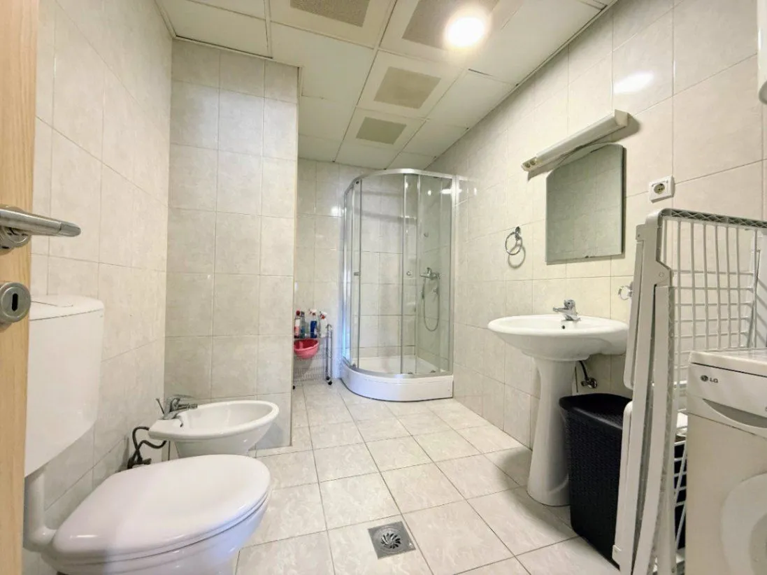 Prodaja, dvosoban stan, 74m², Drač, Podgorica