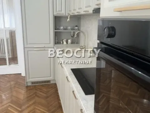 Izdavanje, trosoban stan, 78m², Centar, Novi Sad - image 3