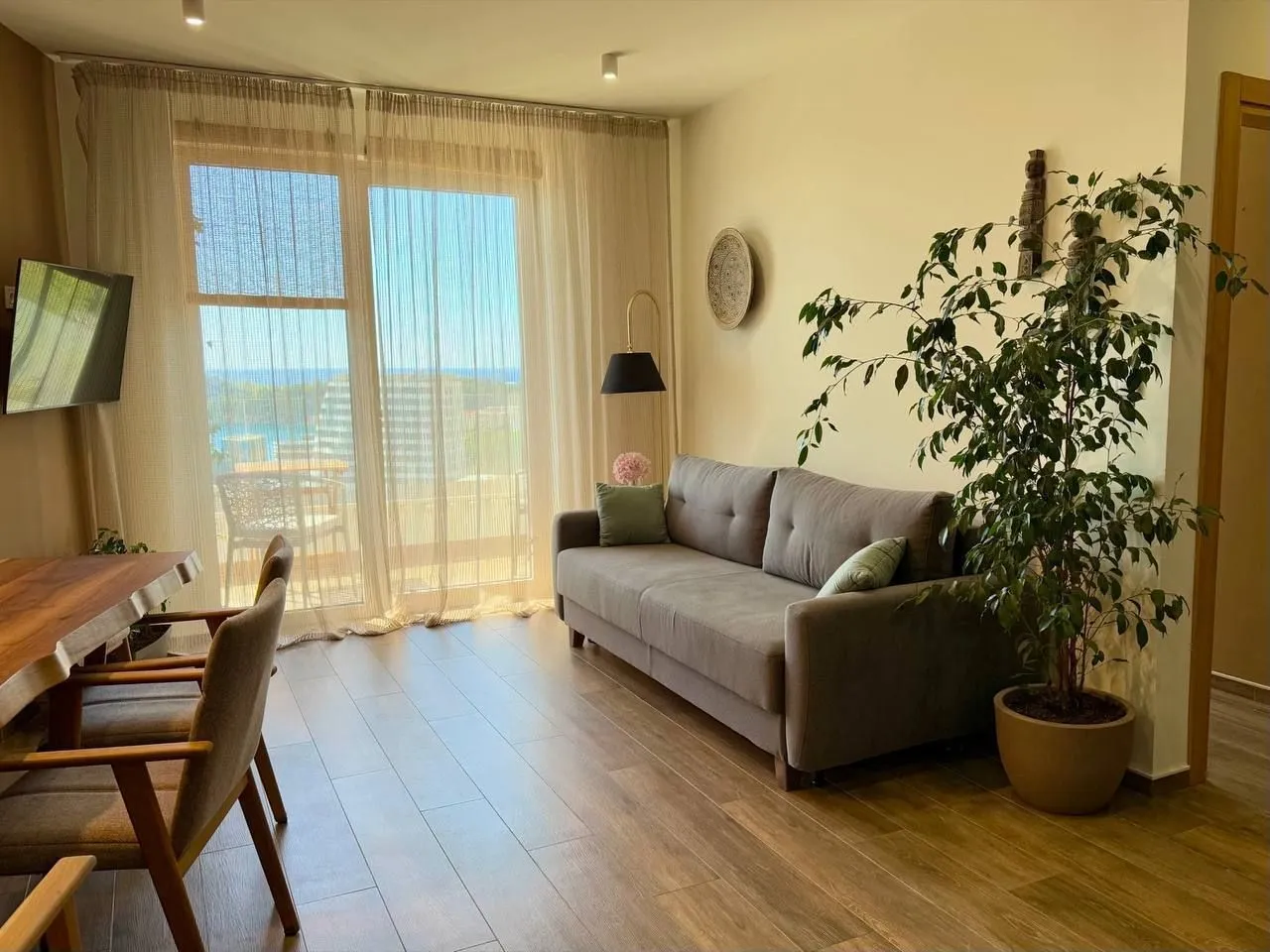Prodaja, dvosoban stan, 62m², Bečići, Budva