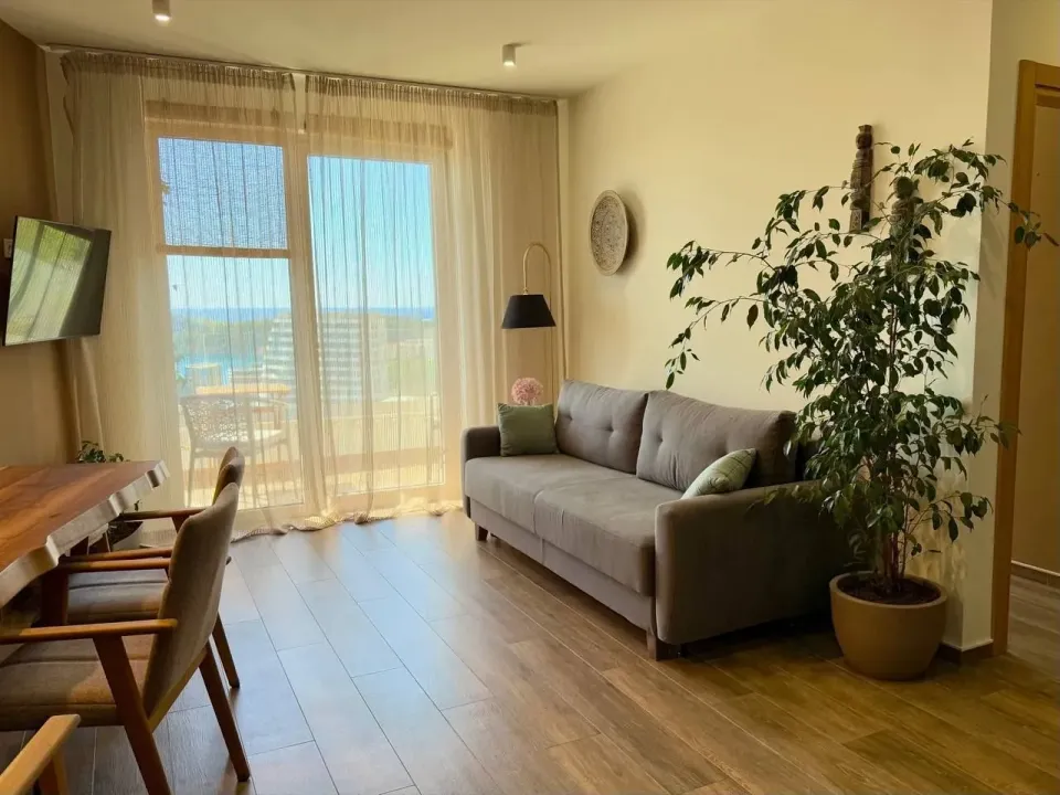 Sale, two bedroom apartment, 62m², Bečići, Budva