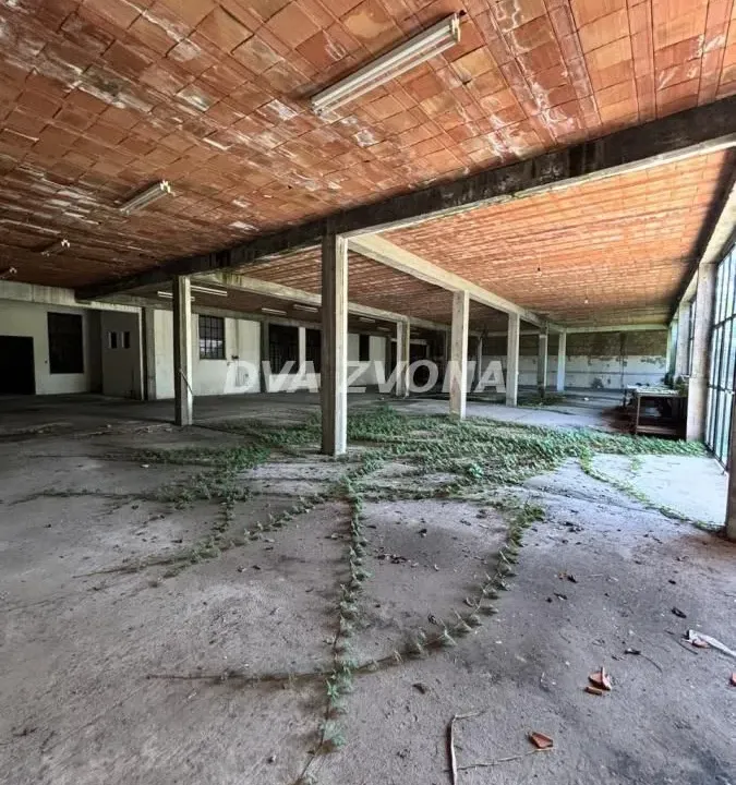 Sale, office space, 1496m², Stara Pazova, Srbija