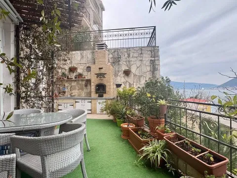 Prodaja, trosoban stan, 180m², Lepetani, Tivat - image 18
