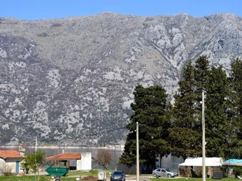 Prodaja, plac, 1291m², Kotor, Crna Gora