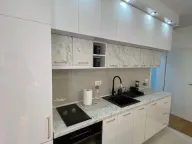 Izdavanje, jednosoban stan, 51m², Obala Đuraševića, Tivat - image 8