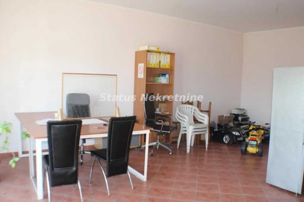 Sale, office space, 508m², Rumenka, Novi Sad Sve Podlokacije