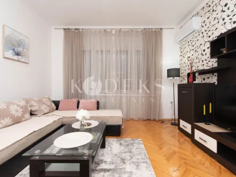 Prodaja, dvosoban stan, 92m², Centar, Podgorica - image 3