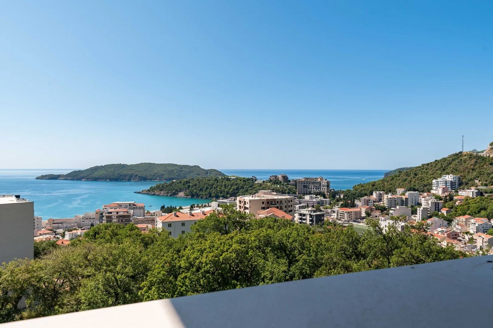 Sale, one bedroom apartment, 69m², Bečići, Budva