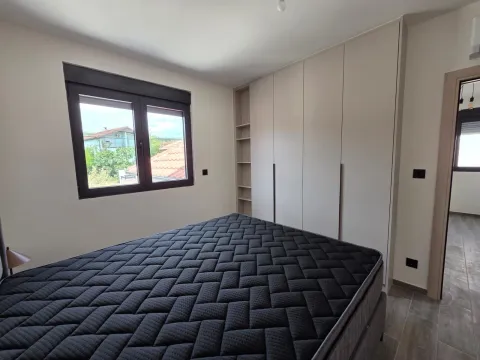 Rent, house, 116m², Vranići, Podgorica - image 10
