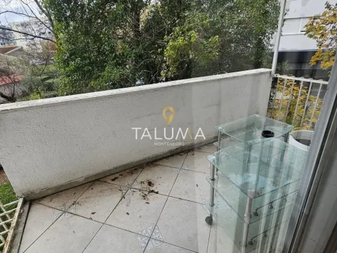 Izdavanje, poslovni prostor, 95m², Preko Morače, Podgorica - image 13