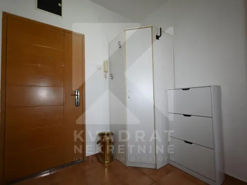 Rent, one bedroom apartment, 43m², Tuški Put, Podgorica - image 10