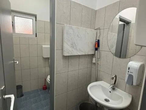 Izdavanje, poslovni prostor, 180m², Medijana, Niš - image 21