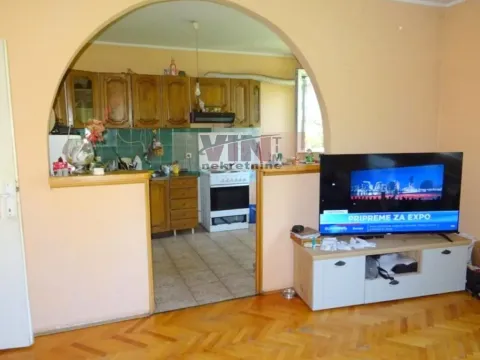 Prodaja, trosoban stan, 71m², Karaburma, Palilula Sve Podlokacije - image 4