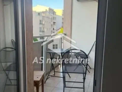 Rent, two bedroom apartment, 52m², Đeram Pijaca, Beograd - image 14