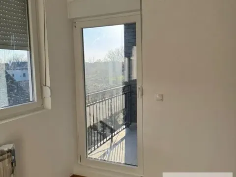 Prodaja, dvosoban stan, 56m², Centar, Stara Pazova - image 7