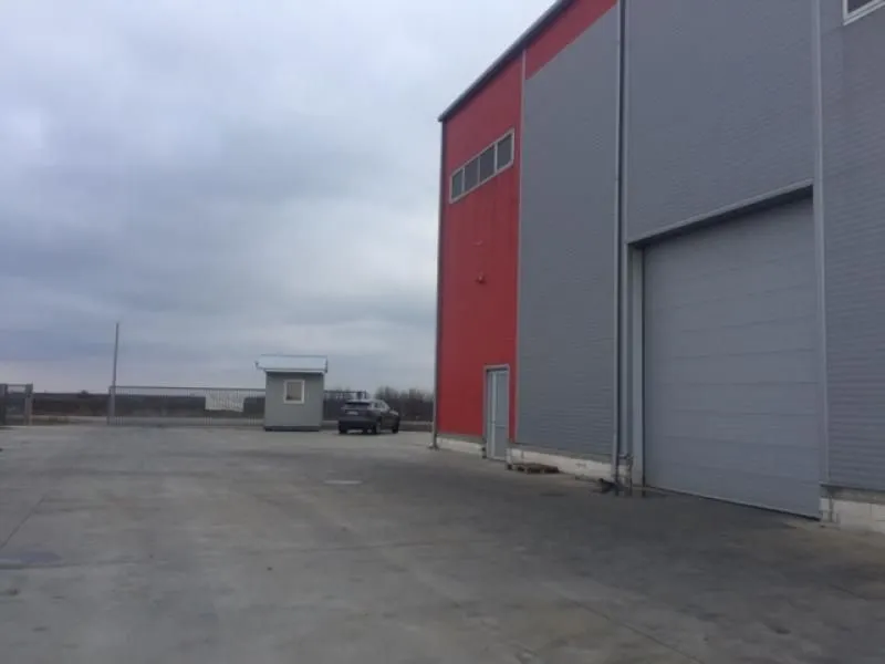 Rent, office space, 300m², Zemun Ugrinovci, Zemun Sve Podlokacije