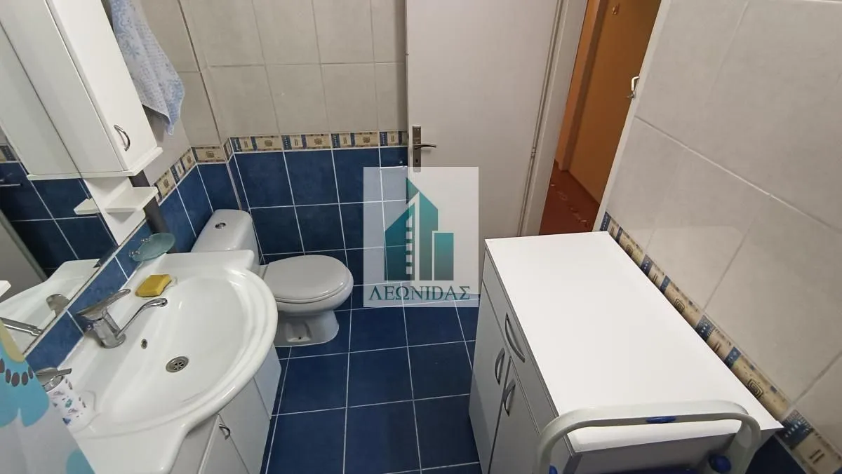 Izdavanje, trosoban stan, 64m², Medijana, Niš