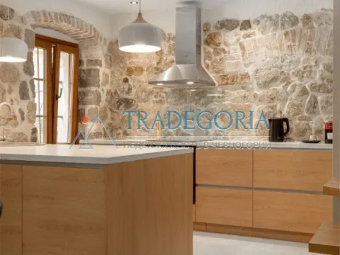 Prodaja, kuća, 170m², Škaljari, Kotor - image 38