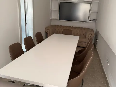 Rent, office space, 98m², Stari Aerodrom, Podgorica - image 6