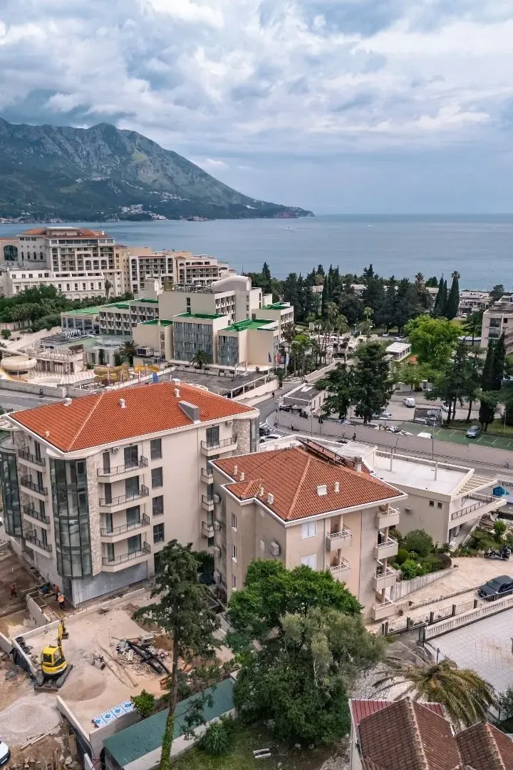 Prodaja, dvosoban stan, 77m², Bečići, Budva