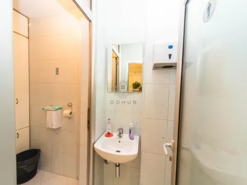 Rent, office space, 130m², Preko Morače, Podgorica - image 9