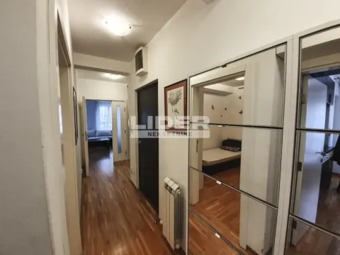 Prodaja, trosoban stan, 57m², Južni Bulevar, Vračar Sve Podlokacije - image 11