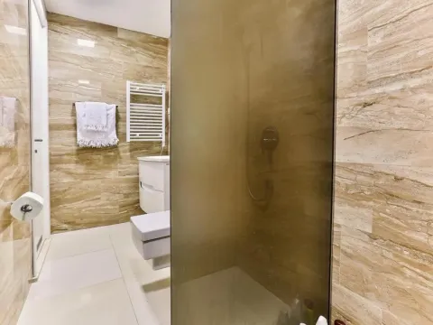 Sale, two bedroom apartment, 127m², Budva, Crna Gora - image 9