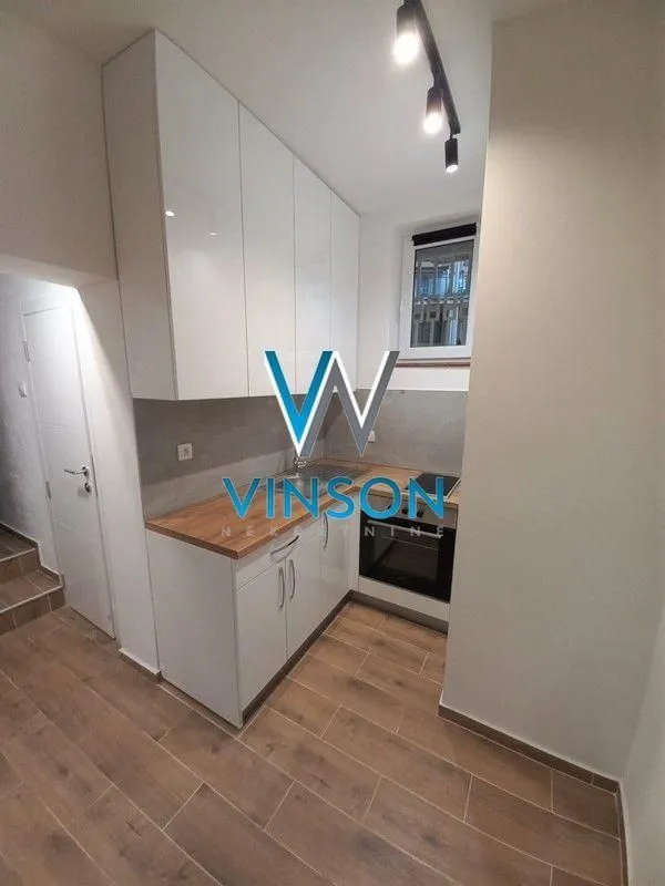 Rent, office space, 35m², Centar, Novi Sad
