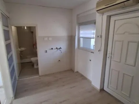 Prodaja, jednosoban stan, 28m², Podbara, Novi Sad Sve Podlokacije - image 3