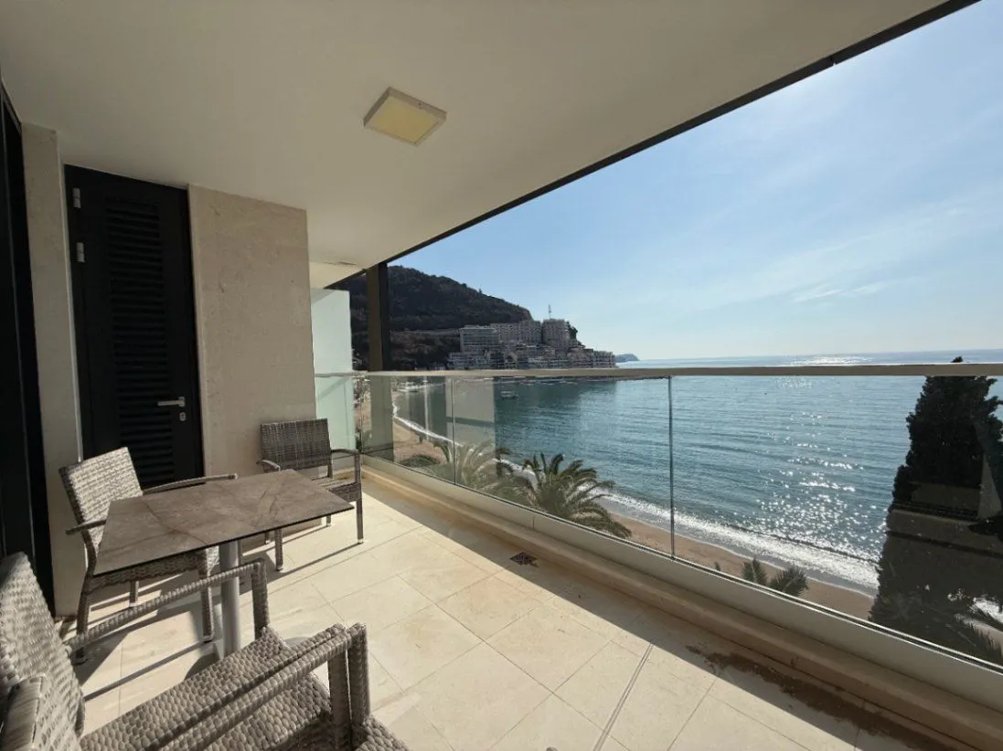 Prodaja, trosoban stan, 137m², Rafailovići, Budva