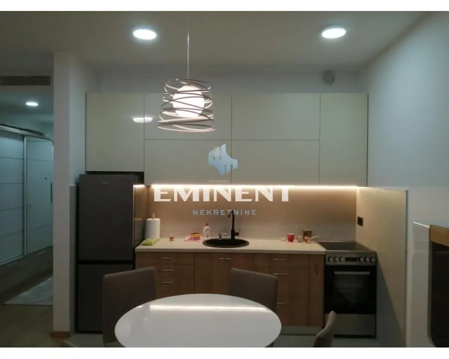 Rent, one bedroom apartment, 37m², Gundulićev Venac, Beograd