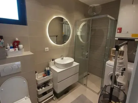 Izdavanje, dvosoban stan, 55m², Višnjica, Palilula Sve Podlokacije - image 12