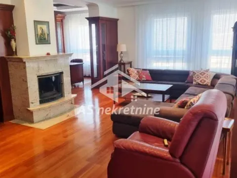 Rent, three bedroom apartment, 120m², Stari Grad, Beograd - image 2